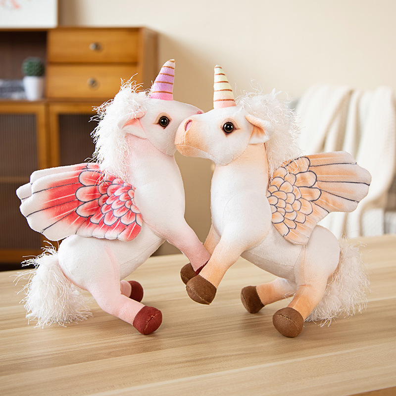 Fabricants en gros 4 couleurs 30cm Licorne Pegasus jouets en peluche dessin animé film et télévision animaux environnants cadeaux d'anniversaire pour enfants