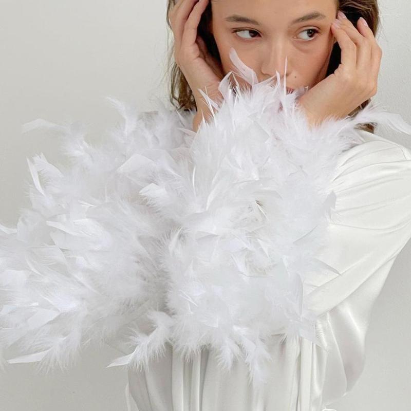 Women's Sleepwear 2023 Robes For Women Flare Sleeves Feather With Fur White Wedding Sexy Dresses Satin Bathrobe Female