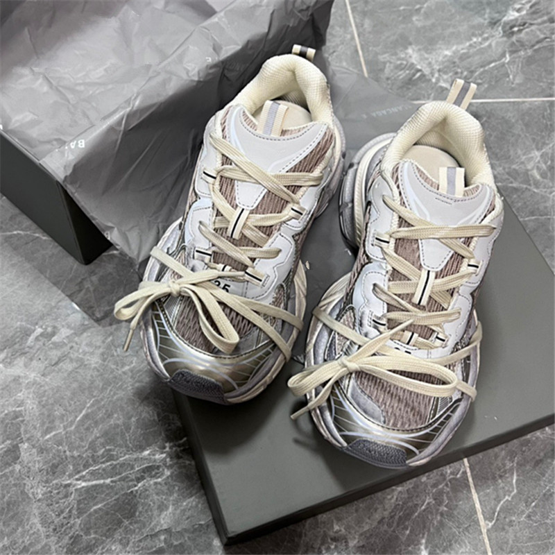 고품질 디자이너 레이디스 스포츠 신발 2023 새로운 고가의 두꺼운 단독 캐주얼 빈티지 아빠 신발 남자와 여자와 같은 메쉬 클래식 여성 신발