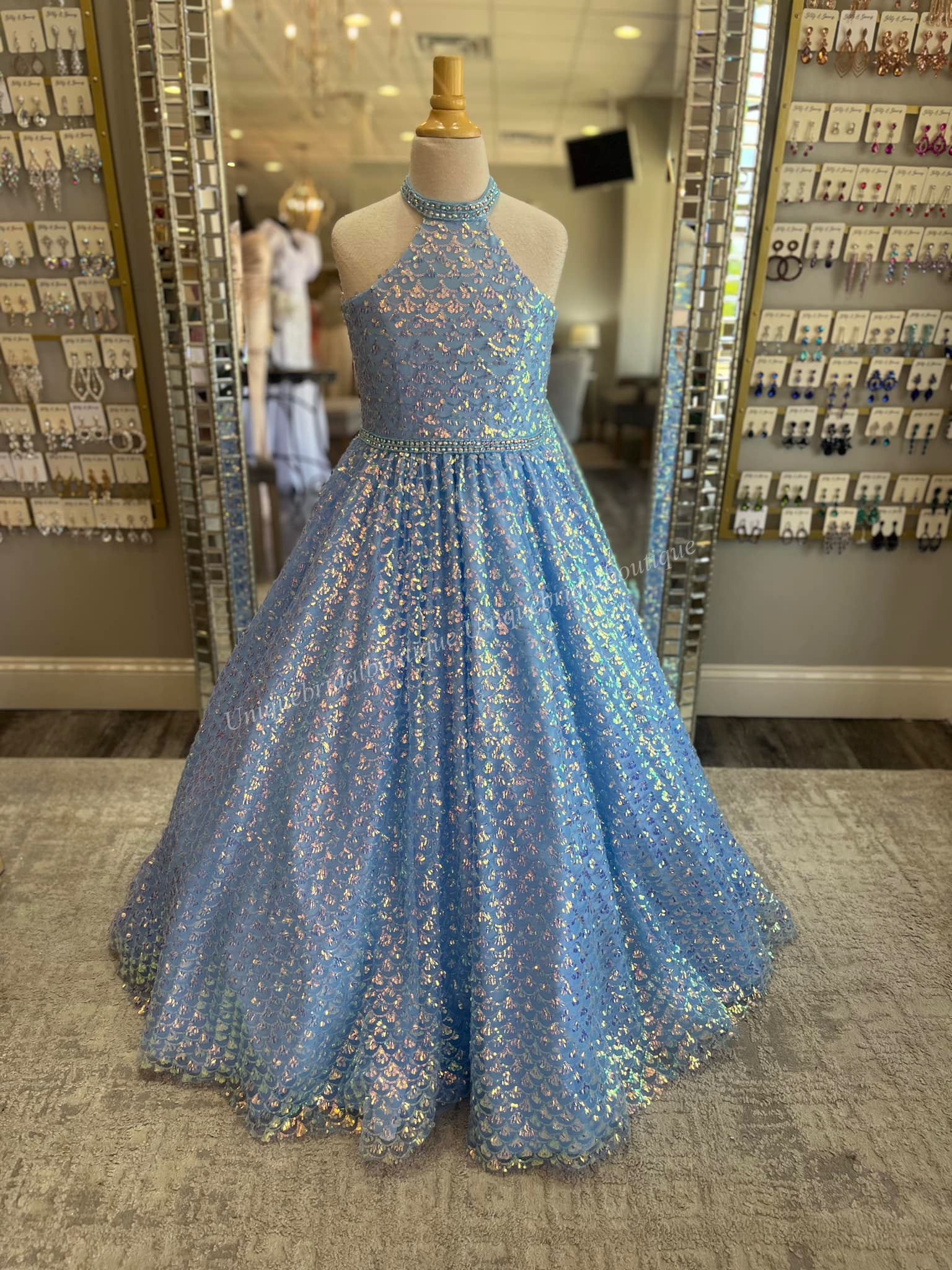 Girls Long Shimmer Pageant Dress Ballgown Halter 2024 Little Kid Birthday Formal Party Wedding Guest Runway Gown Toddler Teens Preteen Beading Light Blue Keyhole