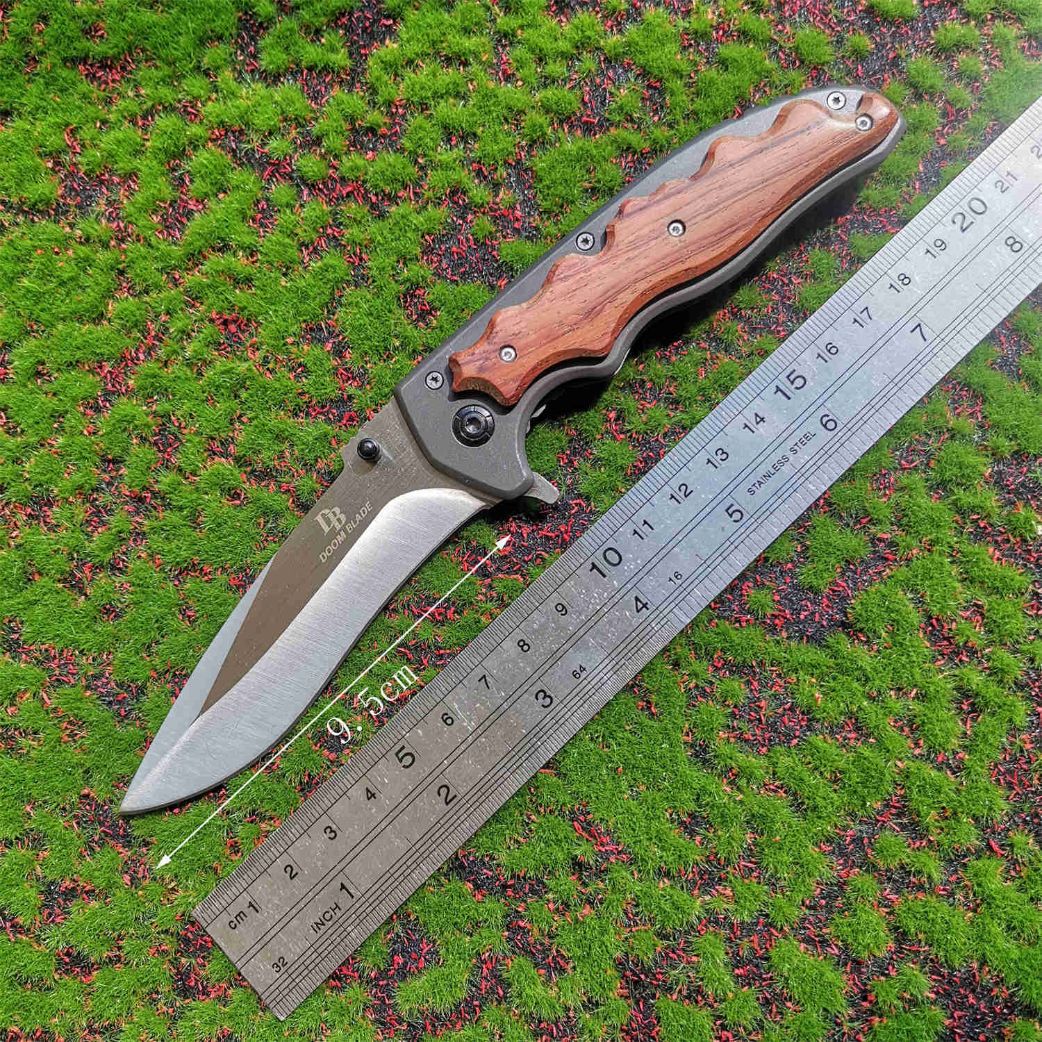 Camping Hunting Knives Camping Knife Survival Tool 8CR15 Steel Folding Knife Wood Handle Outdoor Defense EDC Tool Pocket Knives P230506