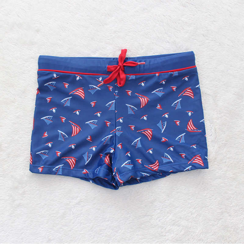 Herrenbadebekleidung 6 ~ 14 Jahre Teenager-Jungen-Badehose Hochwertige Jungen-Strand-Shorts Jungen-Sommer-Badeanzug trägt kurze Strandbekleidung-SW513 P230506 zur Schau