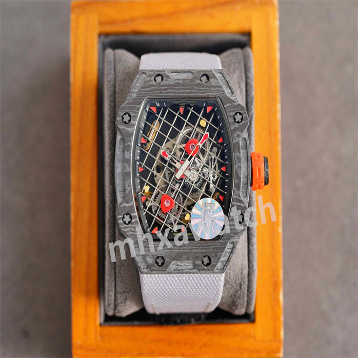 Herenhorloge Zy Factory produceert RM27-04 Volledig automatisch West Tie City Mechanische beweging Bat Type Case Styling Ontwerproman Natuurlijke rubberriem