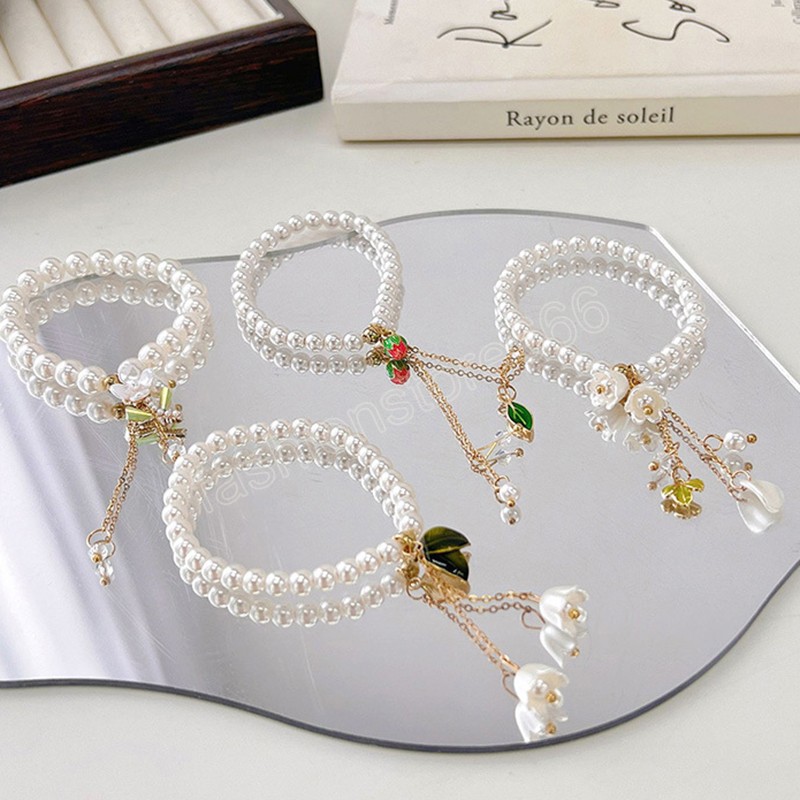 Leaf Flower Pearl Bracelet Elastic Chain Bangle for Women Girl Elegant Simple Jewelry Gifts Party Wedding Daily Life Accessorie