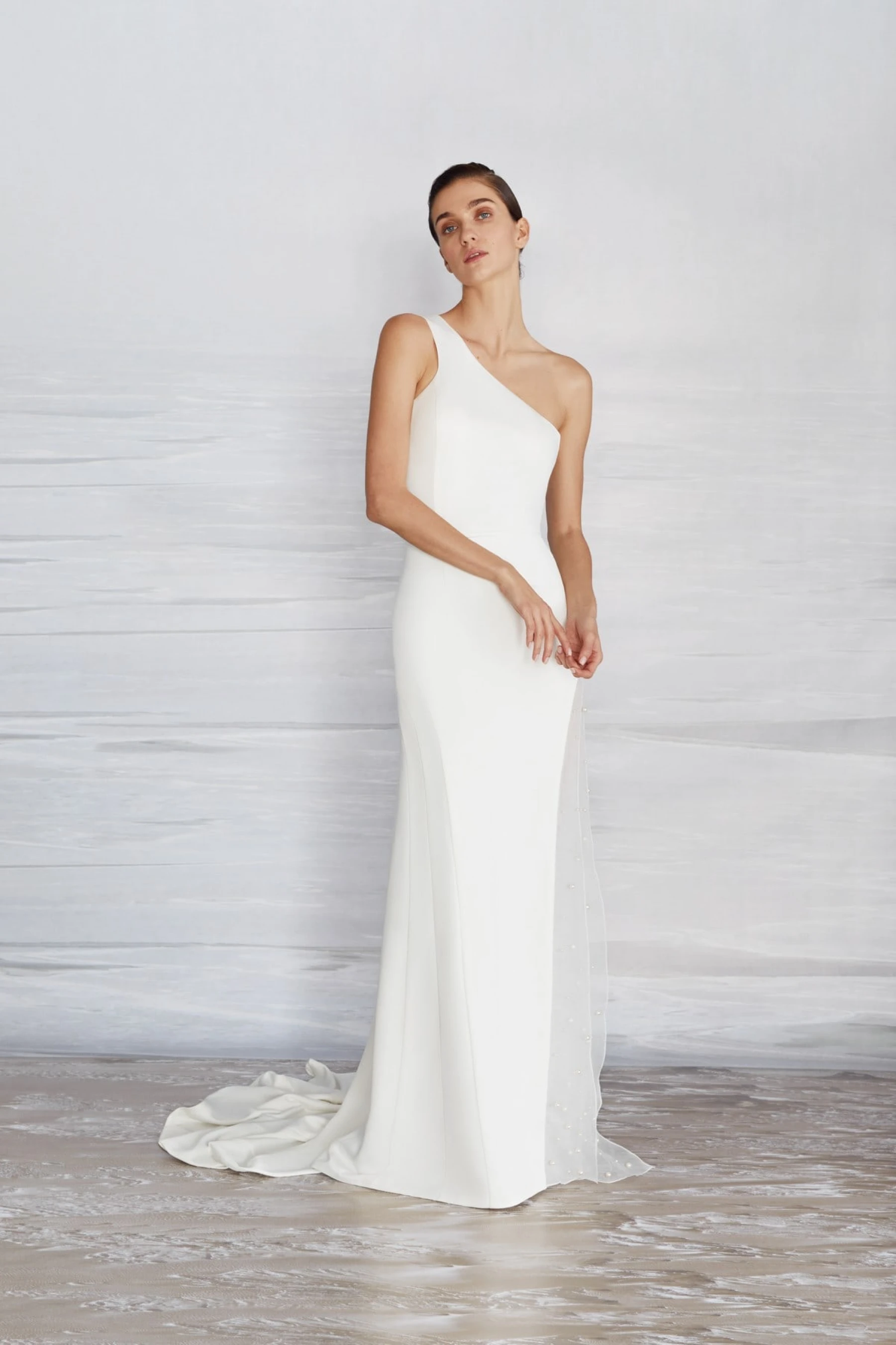 Arican Mermaid Suknie ślubne z okładami dla czarnych kobiet Perły plus size One ramię wysokie rozdzielenie Satin Satin Bridal Suknie