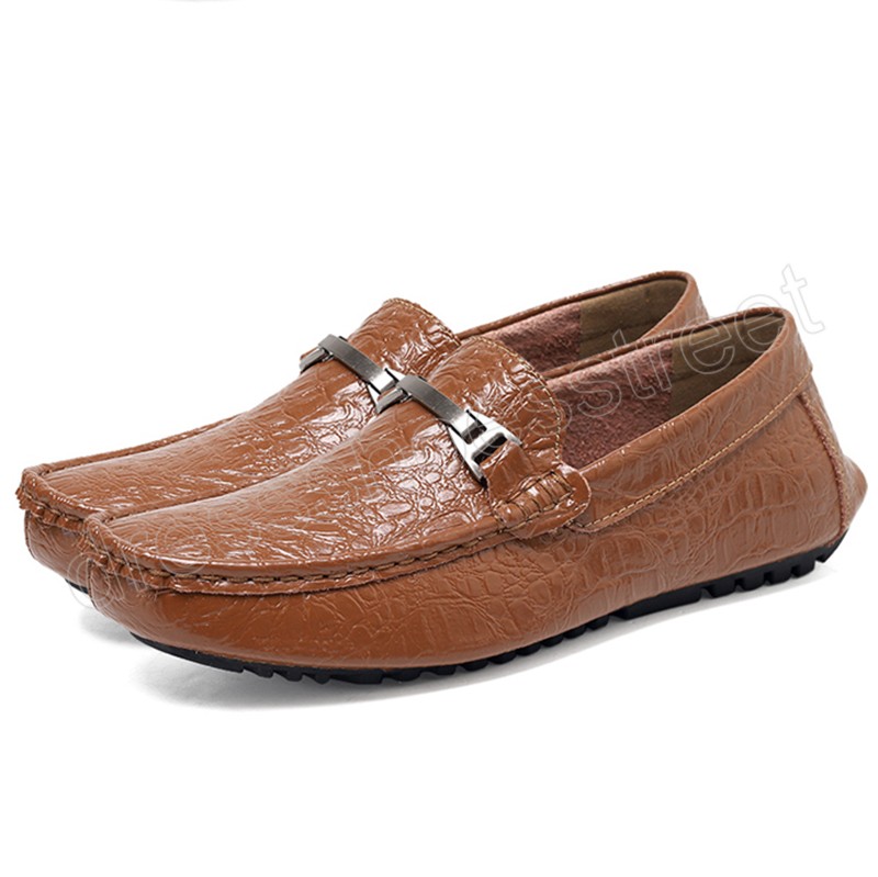 Men Casual loafer schoenen krokodil korrelstijl mode echt leer gloednieuwe designer rijden mocassins zachte schoenen mannen