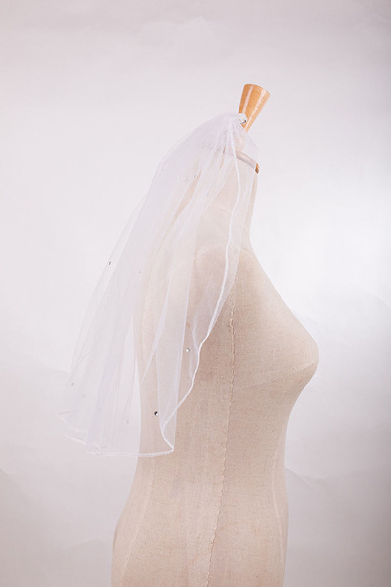 NOUVELLE BRIDE COURSE COURTE CORDE CHEUR LE PEARL PEUT SMAL CHEAU CHEAU CHEUR VEILS BRIDAL