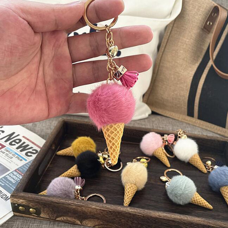 Creatieve snoepkleuren Ice Cream Cone Keychain Cartoon 4.5 cm Lazy konijnen Haar Ball Key Ring Bag Auto Cartoon Key Holder Groothandel