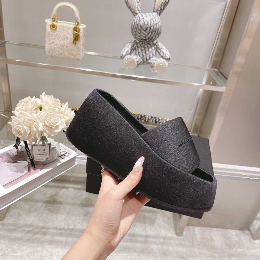 Slippers 2023 New Platform Slippers Woman Wedges High-Heeled Sandals Outside Fashion Height Increasing Sandals Women Y23