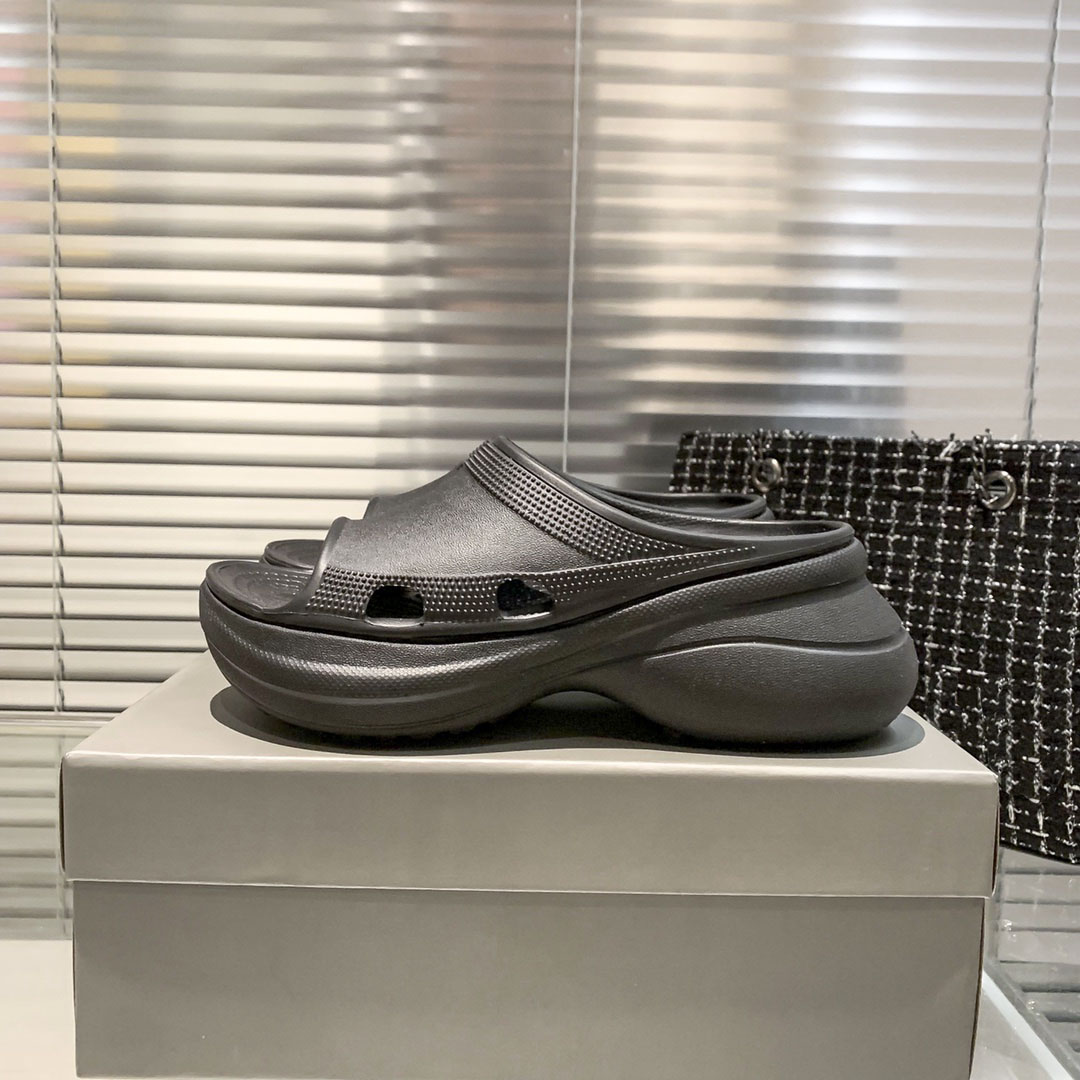 Våren och sommarens nya produkter mode tårta sandaler designerskor hål tjocklek skor halkskydd storlek 36-40