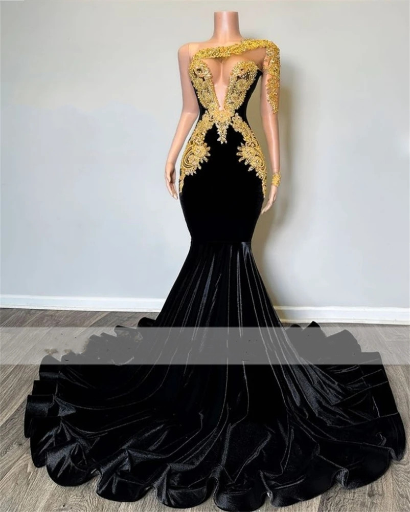 Elegant Black Velvet Prom Dresses 2024 For Black Girls Luxury Gold Appliques Beaded Birthday Party Dress One Shoulder Evening Dresses