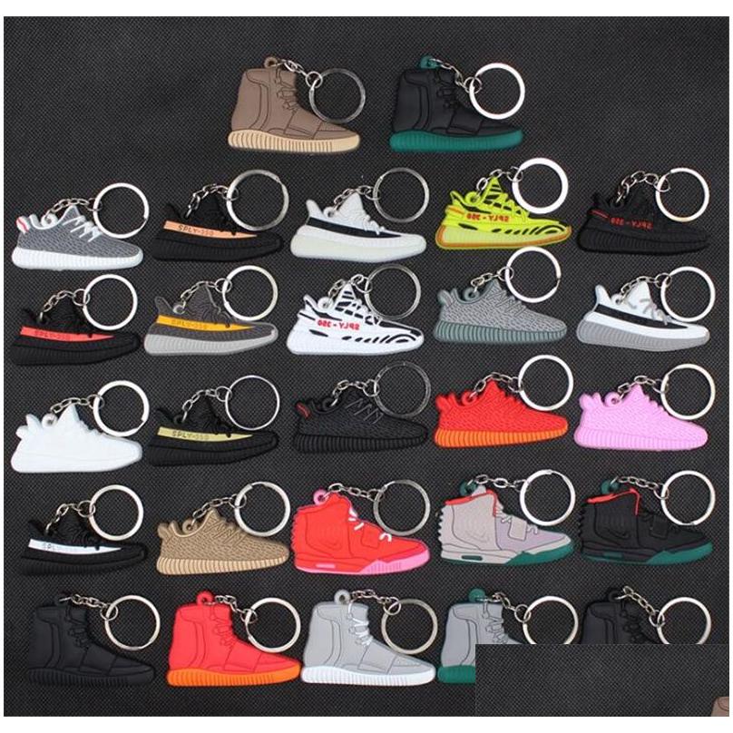 Sleutelhangers Lanyards Mini Sile Sneaker Sleutelhanger Vrouw Mannen Kinderen Sleutelhanger Cadeau Designer Schoenen Handtas Ketting Basketbalhouder Drop Del Dhgun