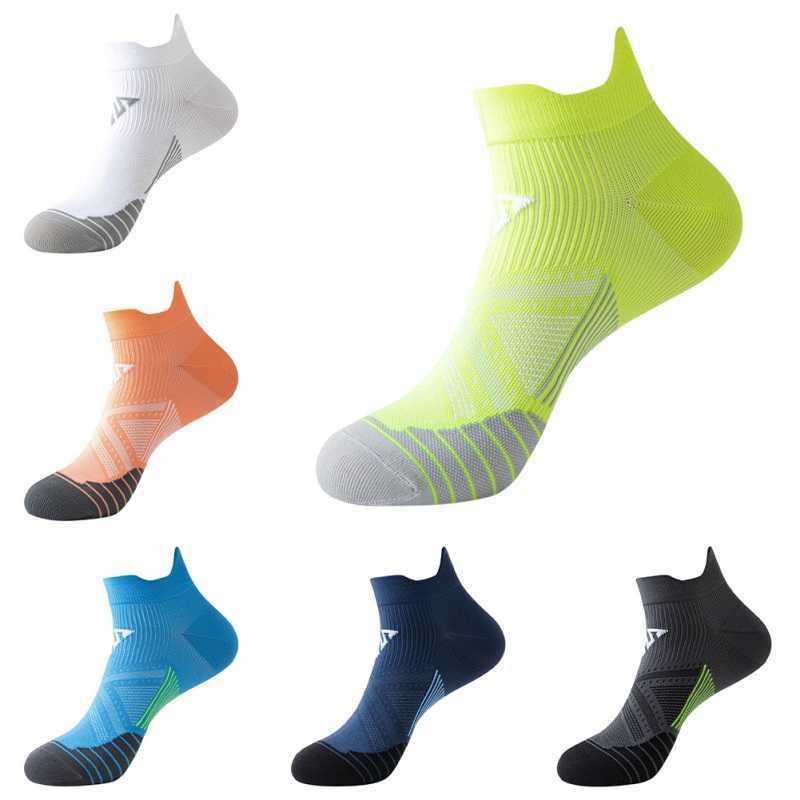 Chaussettes de sport professionnelles minces anti-dérapantes respirantes sans sueur chaussettes de sport Marathon Basketball Yoga Running Chaussettes Athlétique P230511