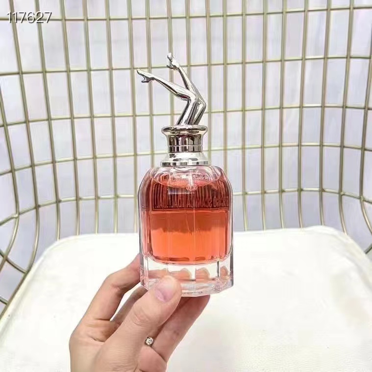 Lady Perfumes Luxury Desgin Osobowość 80 ml spray do ciała SO SKANDAL Kobietowy prezent Szybka poczta