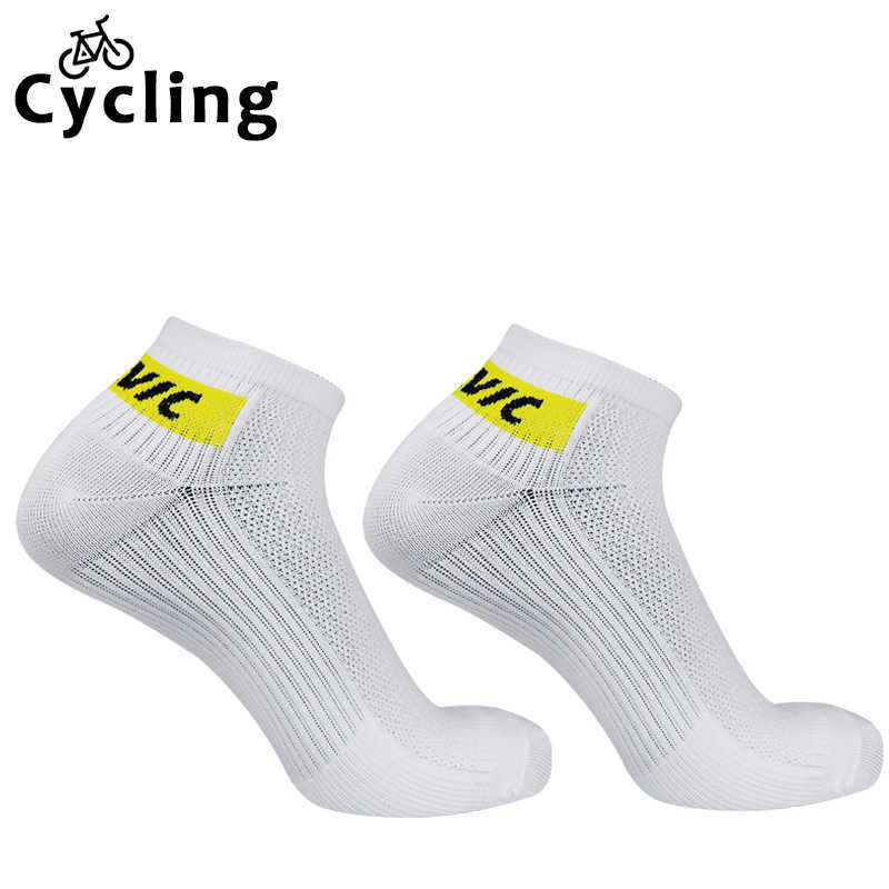 Sports Socks Newseries Professional Outdoor Bicycle Short Cycling Socks For Män Kvinnor som andas ut utomhusidrottsstrumpor Calmetines P230511