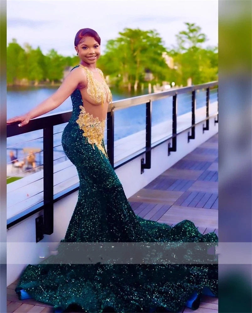 Hunter Green Sequins Long Prom Dresses For Black Girls 2023 Sheer O Neck Gold Appliques Tassel Lace Birthday Party Evening Gowns