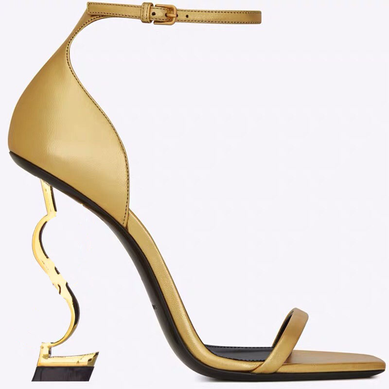Sandali firmati Scarpe col tacco alto Scarpe firmate Paris Dress Classics Donna Tacchi alti 10cm 8cm Tacchi neri dorati con scatola