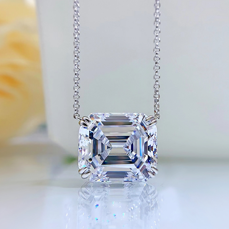 Emerlad Cut 14*16mm Topaz Diamond Pendant 100％Real 925 Sterling Silver Party Wedding Pendantsネックレス女性ブライダルジュエリー