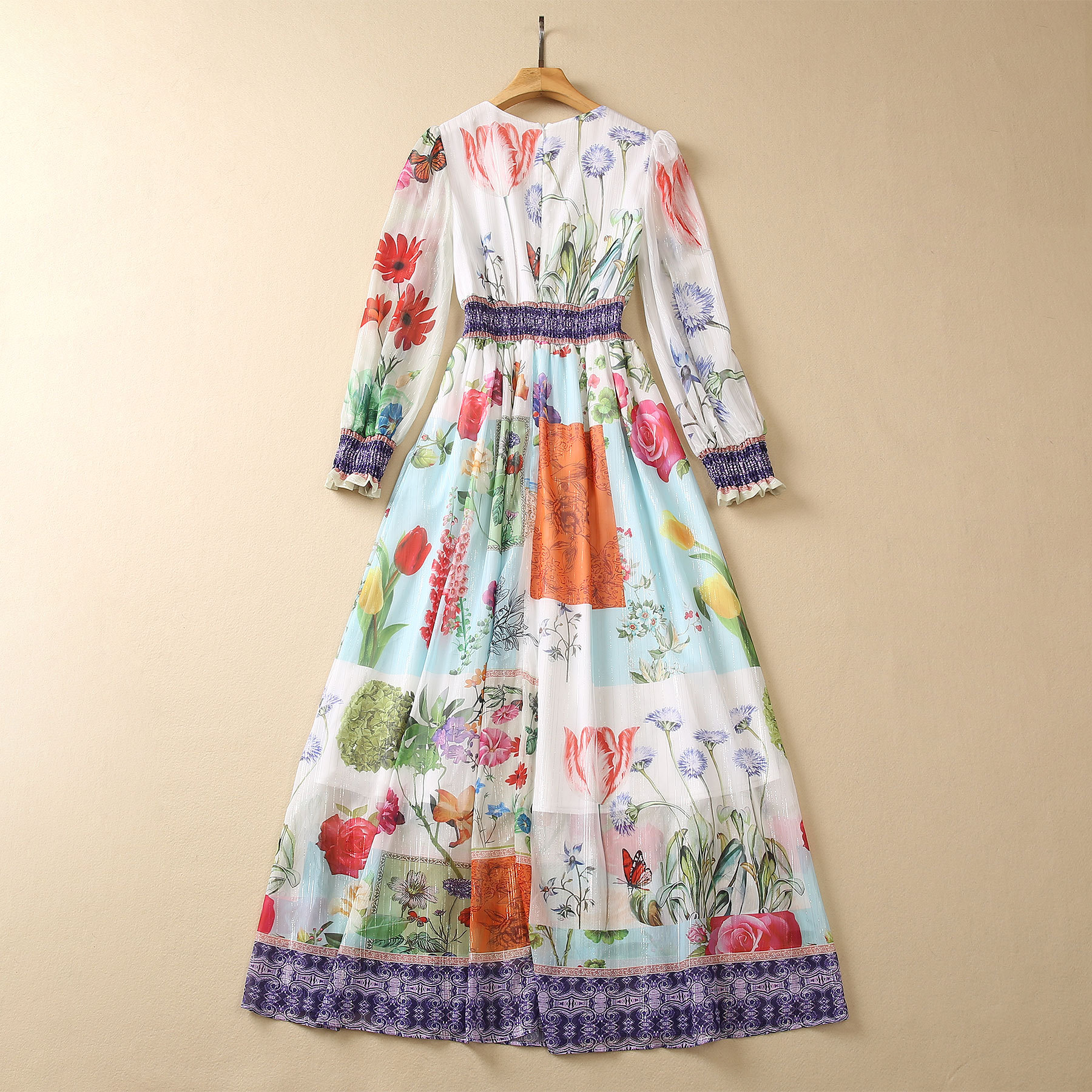 2023 Sommer Mehrfarbiges, getäfeltes Chiffon-Kleid mit Blumendruck, langärmelig, V-Ausschnitt, elastische Taille, lange Maxi-Freizeitkleider S3W090505
