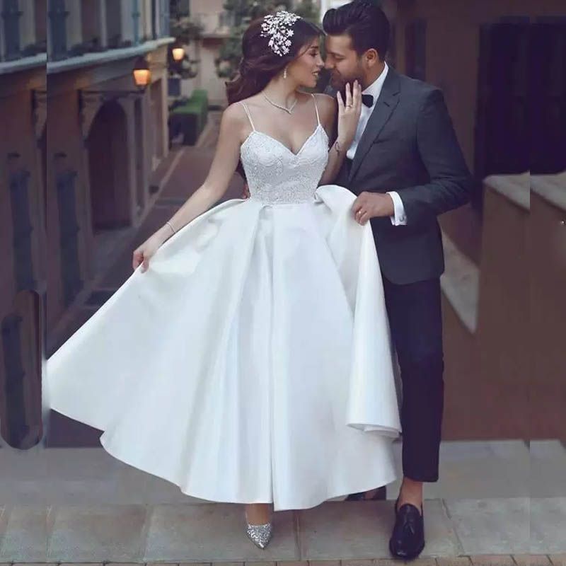 2023 Simple A Line Wedding Dress Vintage Spaghetti Straps Lace Appliques Beads Plus Size Satin Ankle Length Bridal Gowns Robe De Mariee Designer Marriage Dresses