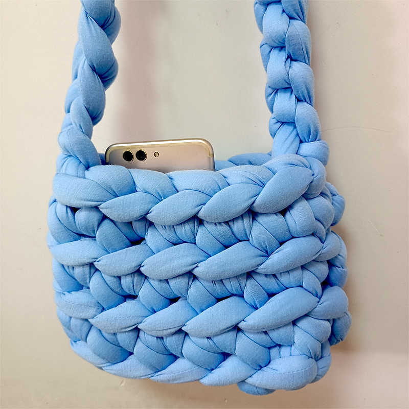 女性のためのニットバッグ2023高級デザイナーハンドバッグ女の子かわいい綿ロープかぎ針編み手作りの夏のショルダーバッグ230512