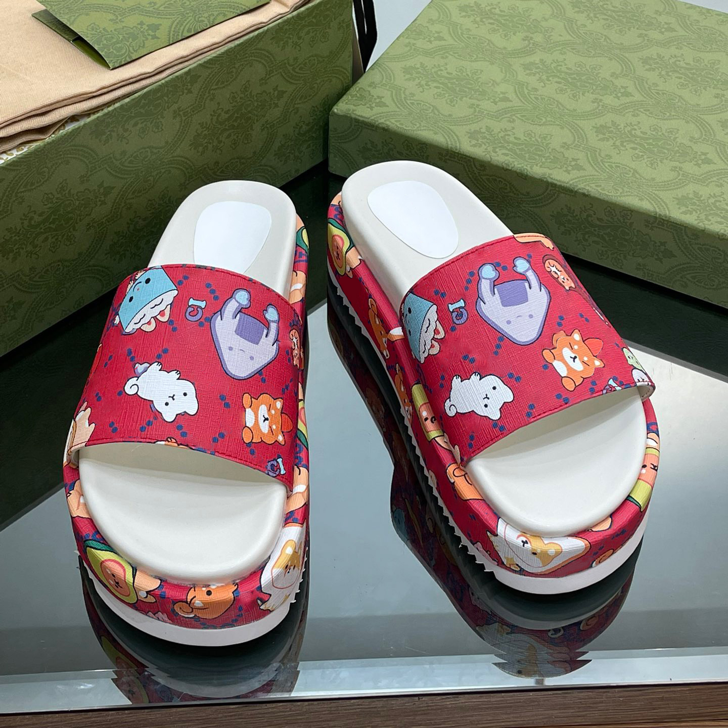 Sandalo con scivolo in gomma con stampa animale da donna Sandali con plateau con pantofola di design Stampa di lusso Infradito da donna Design scarpe da spiaggia