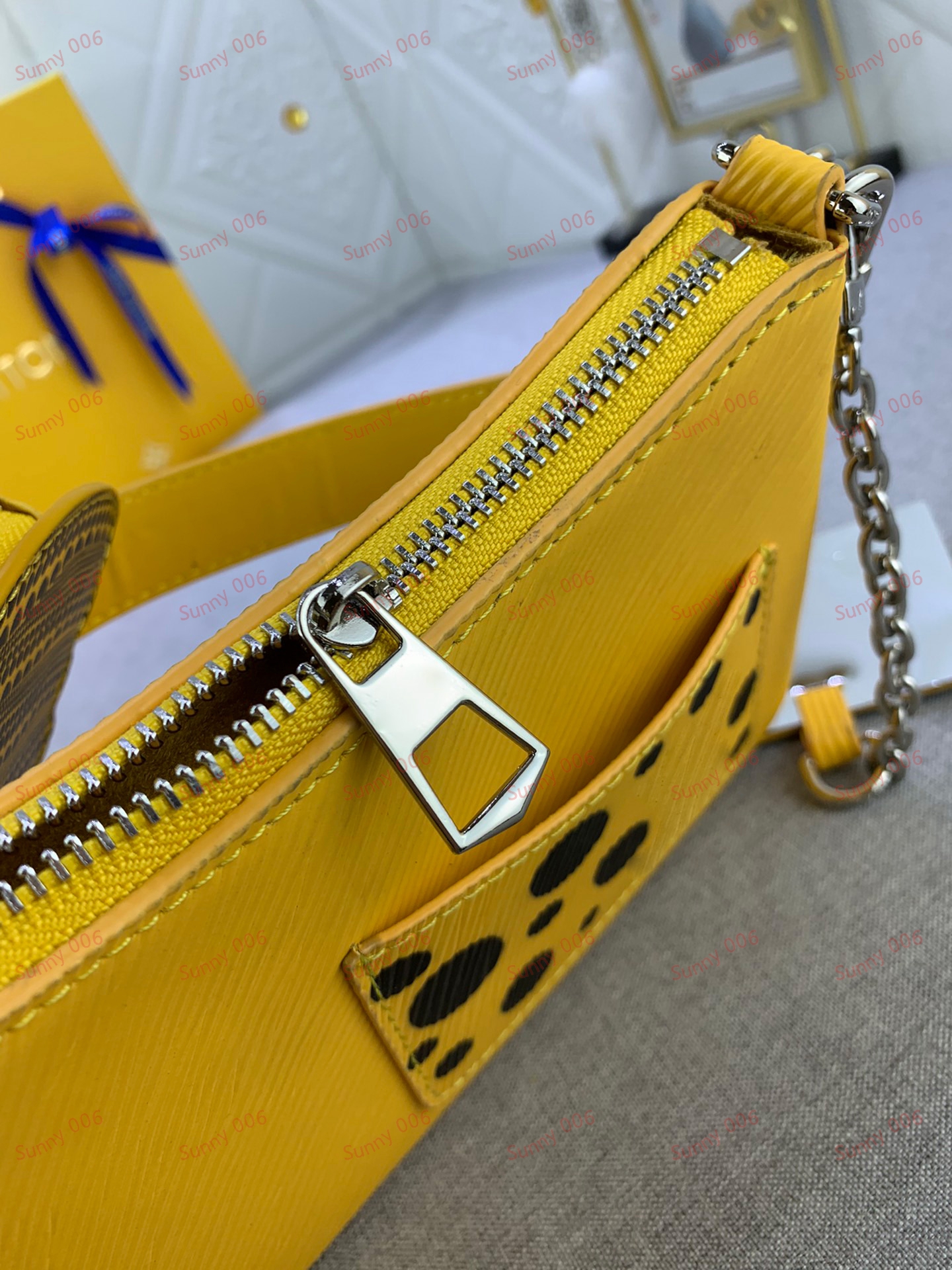 Black White Yellow Tote Bag Chain Decorated Luxury Shoulder Strap Cross Body Bag Designer Detachable Pumpkin Zero Purse