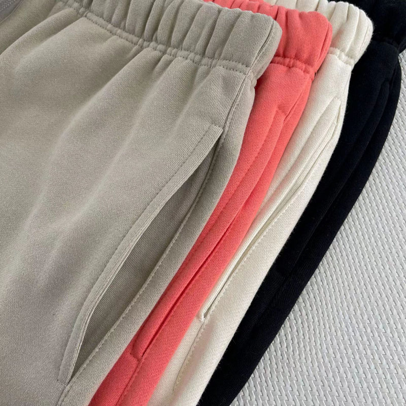 Tasarımcı Şort Erkekler Kısa Şık Düz Renk Saf Pamuk Bağlantı Pantolon Modaya Marka Erkekler Beş Parça Pantolon Yaz Minimalist Sıcaklık Erkekler Leisure Kısa