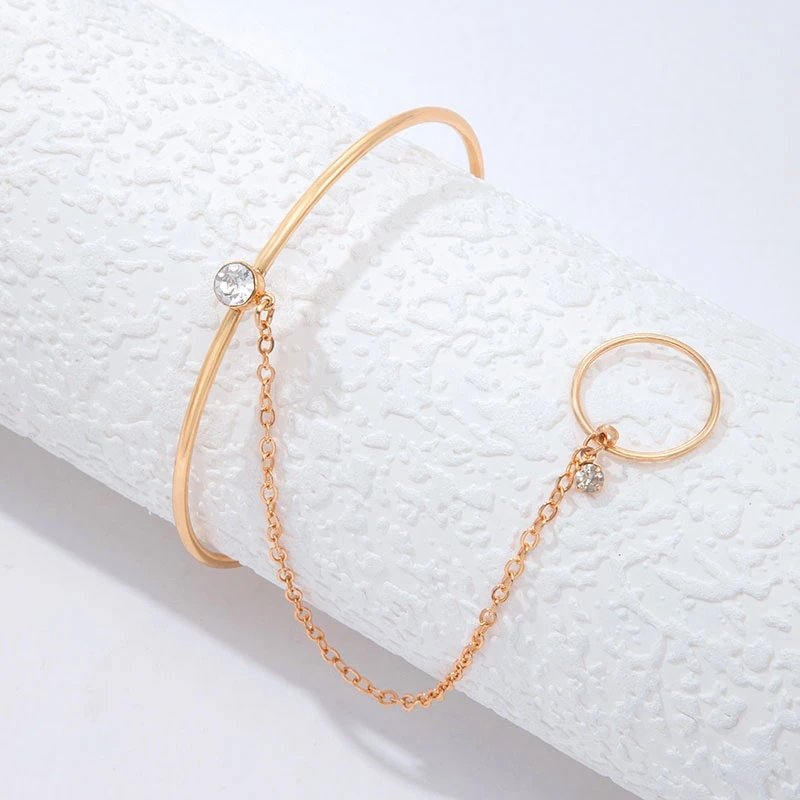 Ensemble de bracelet incrusté de brique de pierre de cristal simple ensemble de bijoux de chaîne en alliage géométrique de tempérament pour les femmes
