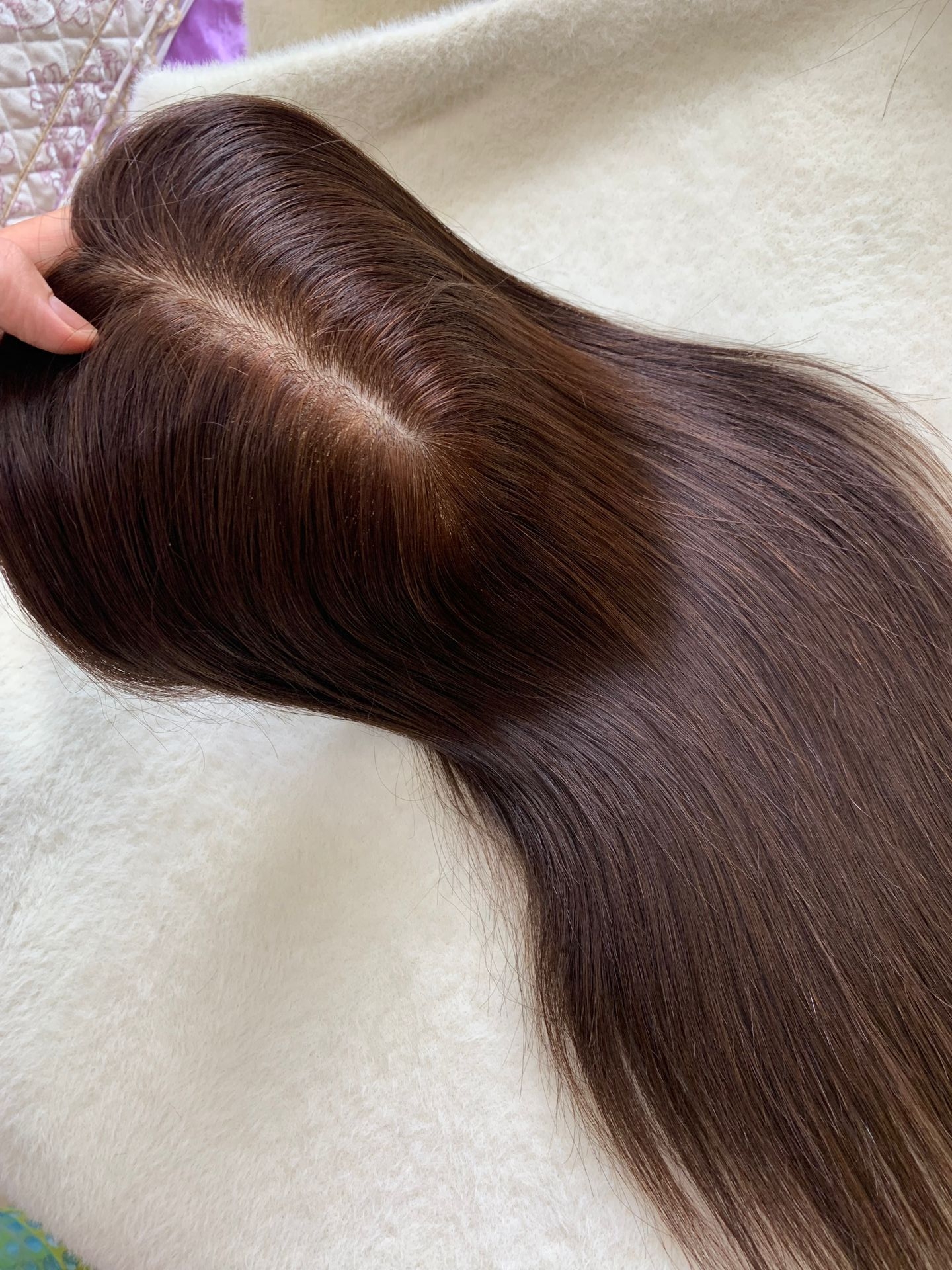Naturalne ludzkie włosy ciemnobrązowy topper z klipsami w jedwabnej topie z pierwotnych włosów dla kobiet jedwabna podstawa Black Hair Wymiana 6x6 