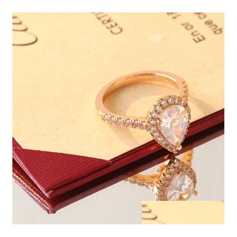 Anelli di banda designer Ring Luxurys Love Luxury Designer Jewelry Classic Big Diamond Lovers Gilfts Delivery Delive Dhkii molto bello