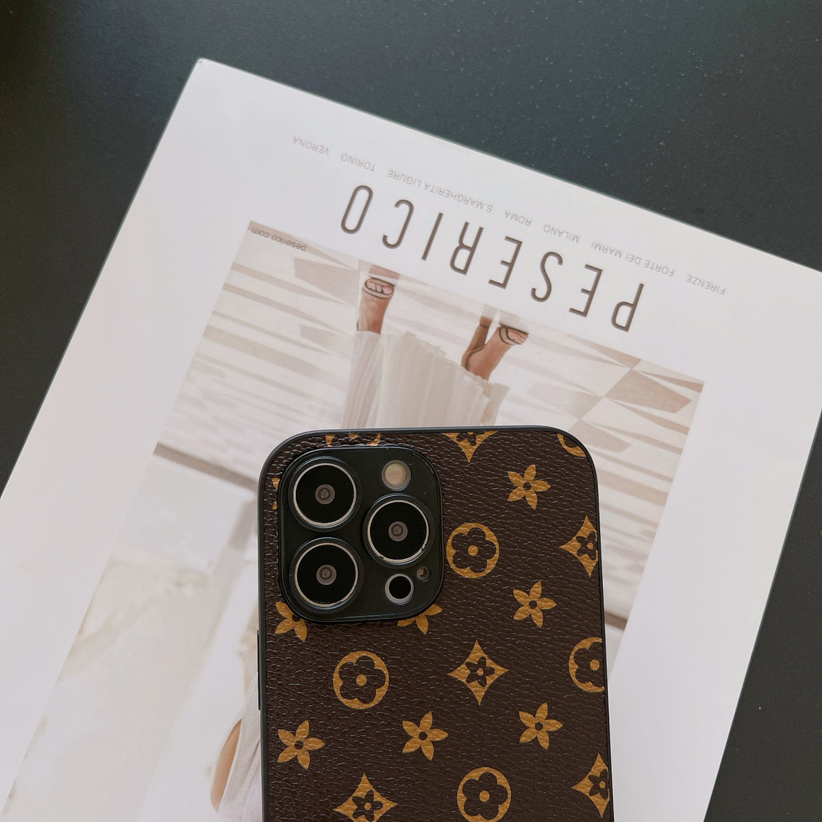 Çiçekler Luxurys Designer iPhone Case Classic Mektup Moda Marka Şok geçirmez Telefonlar Kılıflar İPhone 12 13 14 15 Pro Max 7 8 Plus için