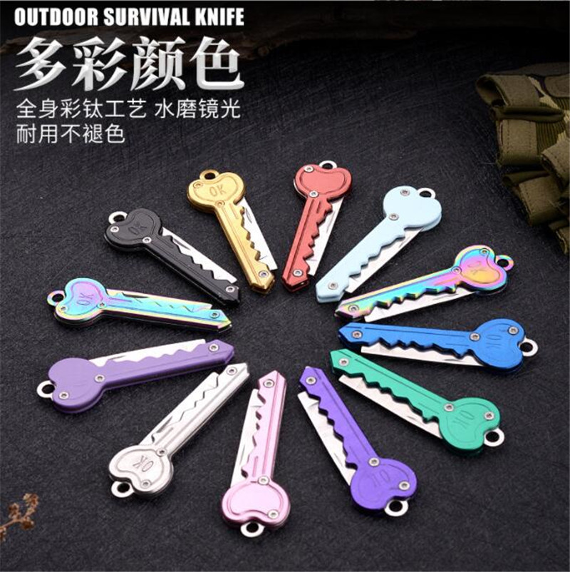 Vouwen Mini Heart Shape Keychain Defense Keychain Hanger Pocket Pocket Outdoor Survival Tool Key Mes voor vrouwen Man Multicolors 11 kleuren