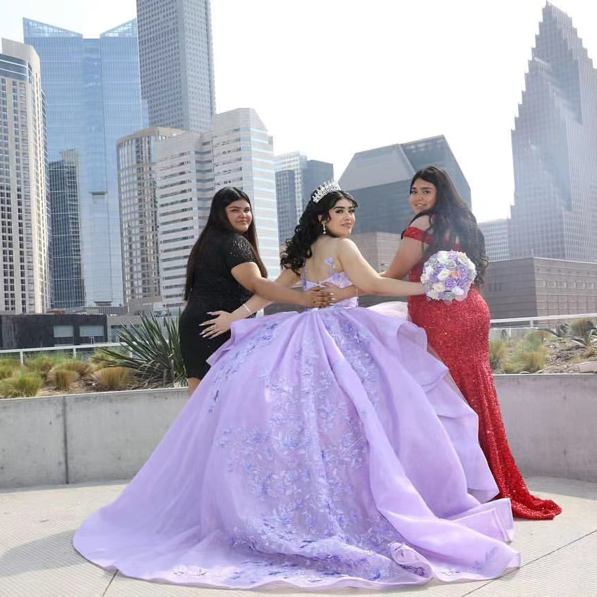 Mor Quinceanera Elbiseler Tatlı 16 Kızlar Vestido De 15 Anos Aplikes Boncuklar Sequed Doğum Günü Partisi Balo Elbise