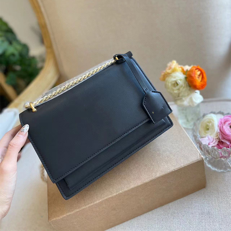 Designer bag luxury crossbody bag ladies shoulder bag material leather fashion casual style chain letter design delivery gift box