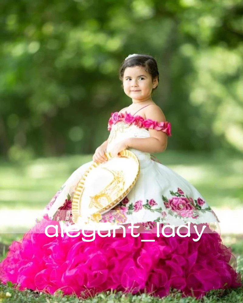 Mini abito quinceanera principessa bambina fucsia con ricamo a cavallo con fiocco Spettacolo di bellezza Abiti da ragazza di fiori con volant carini Charro messicano