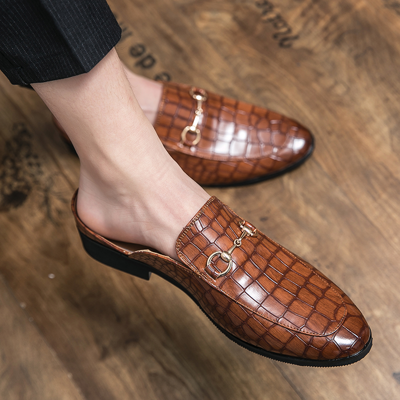 Half slippers mannen PU reliëf patroon lage hak met hoefijzer buckle loafers comfortabele breathabie dagelijkse casual schoenen muilezels
