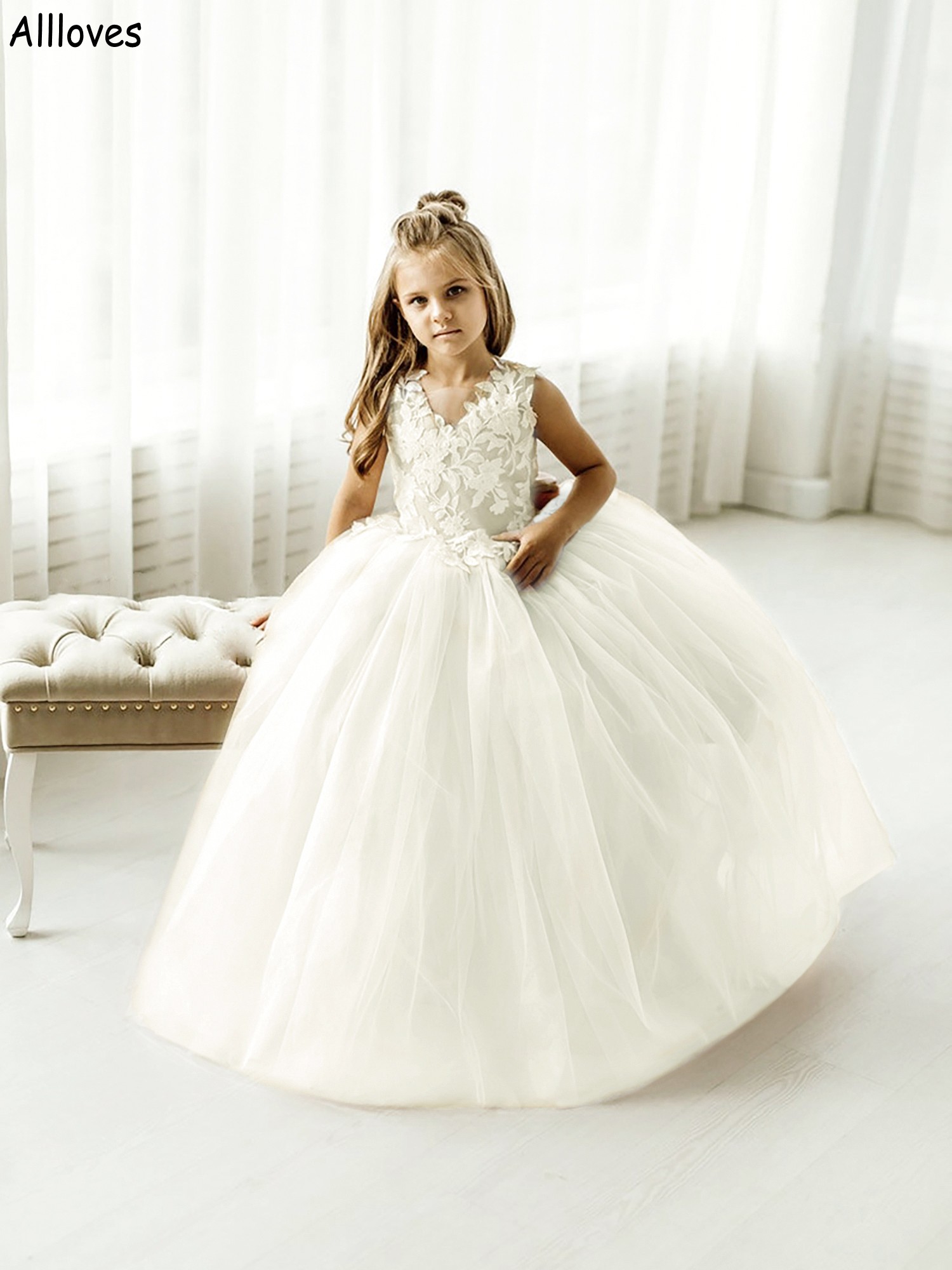 Blumenmädchenkleider aus elfenbeinfarbenem Tüll für die Hochzeit, Spitze, appliziert, O-Ausschnitt, Erstkommunion-Festzug-Kleider für Kinder, kleine Mädchen, Puffy, Prinzessin, formelle Partykleidung, CL2265