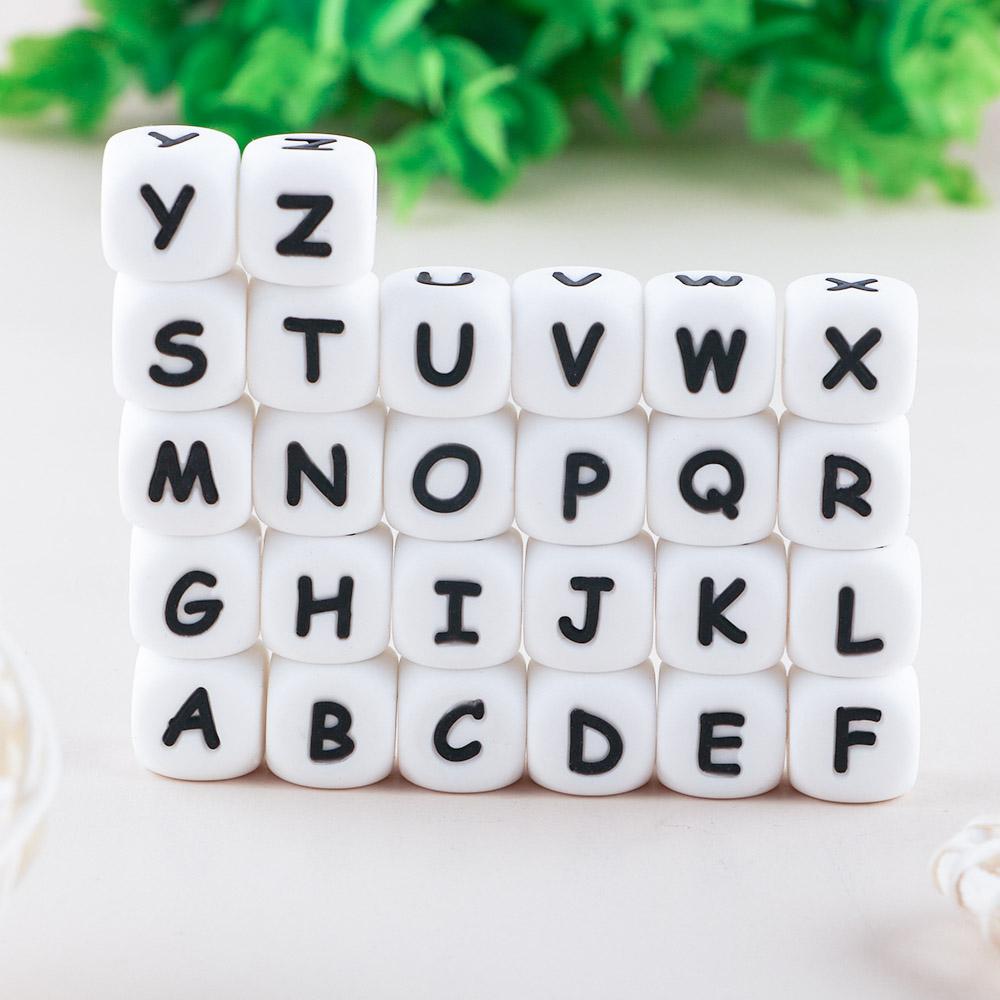 Perles 100 pièces 12mm Alphabet anglais Silicone Alphabet perles pour nom personnalisé bricolage sucette chaîne accessoires jouets d'allaitement