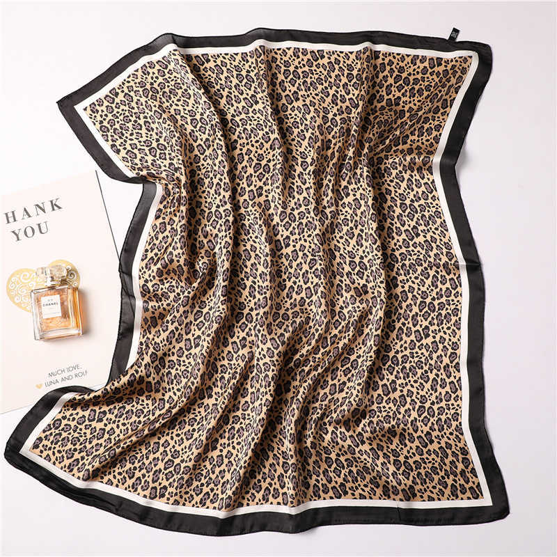 Bufanda de seda de primavera 2022 para mujer, Hijab, cuello Foulard, chales, urdimbres para mujer, bufandas cuadradas con estampado de leopardo a la moda, Bandana, diadema, pañuelo G220513