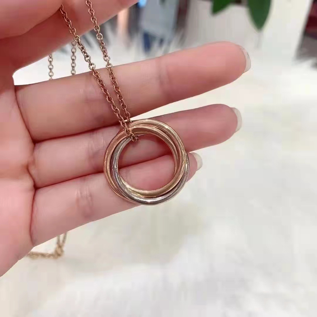 مصمم كلاسيكي من ثلاث حلقات سلسلة قلادة Nacklace Silver Rose Gold Clavicle Netclace Jewelrys Simple Luxury Fendants Titanium Jewelry Gift