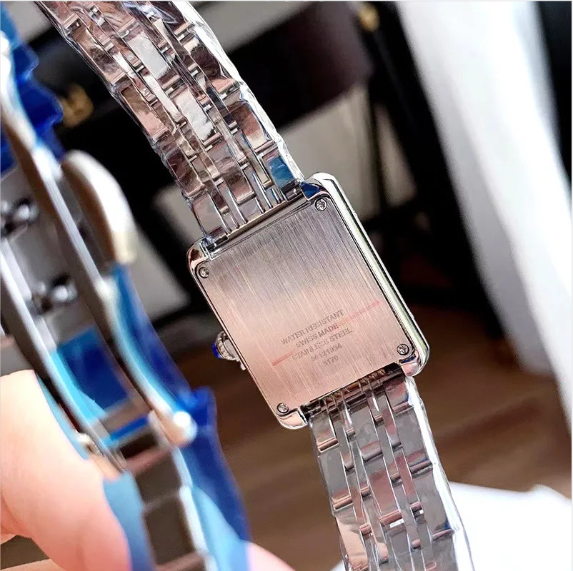 2023 Damski zegarek Kwarc Silver Gold Dress Fass Femmes Chainez Square Water Tank Kluczowy stal nierdzewna Oryginalna symulacja Montre de Luxe