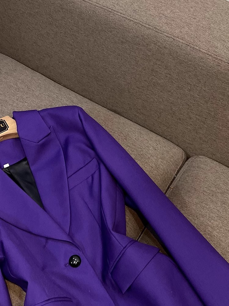 2023 Lila Einfarbig Zweiteilige Hosen Sets Langarm Revers Revers Single-Button Blazer Top Hohe Taille Kurze Hosen Anzüge Set O3W202603