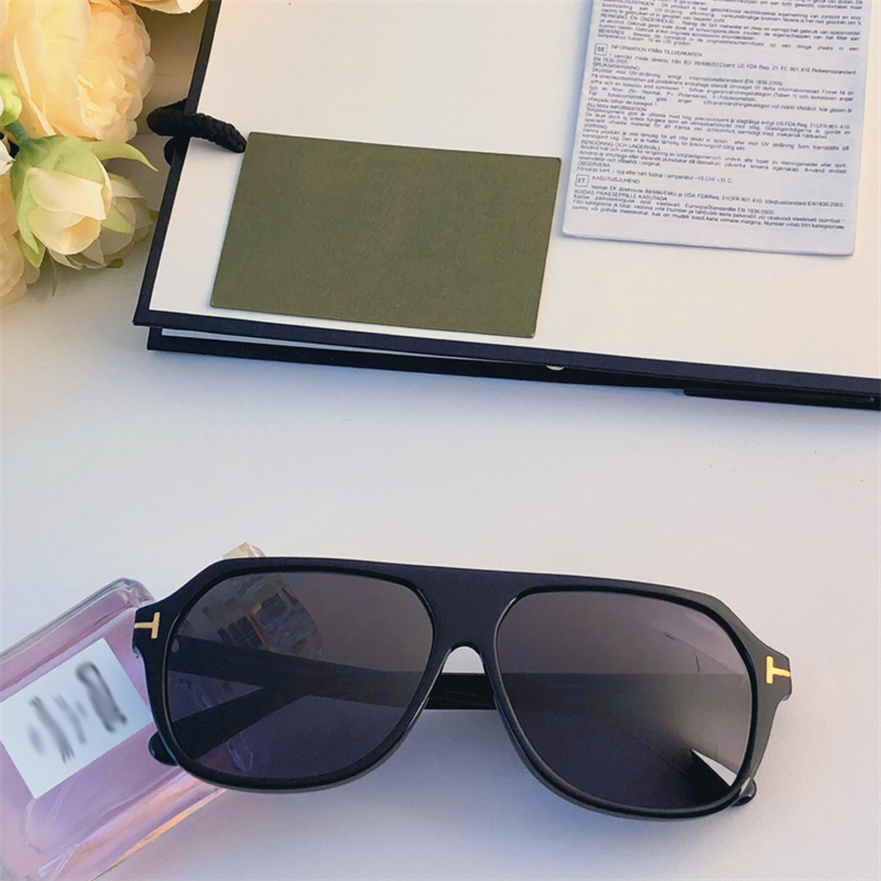 Luxury Designer sunglasses T Fashion letters Women's senior glasses Frame retro metal sunglasses Outdoor Eyewear