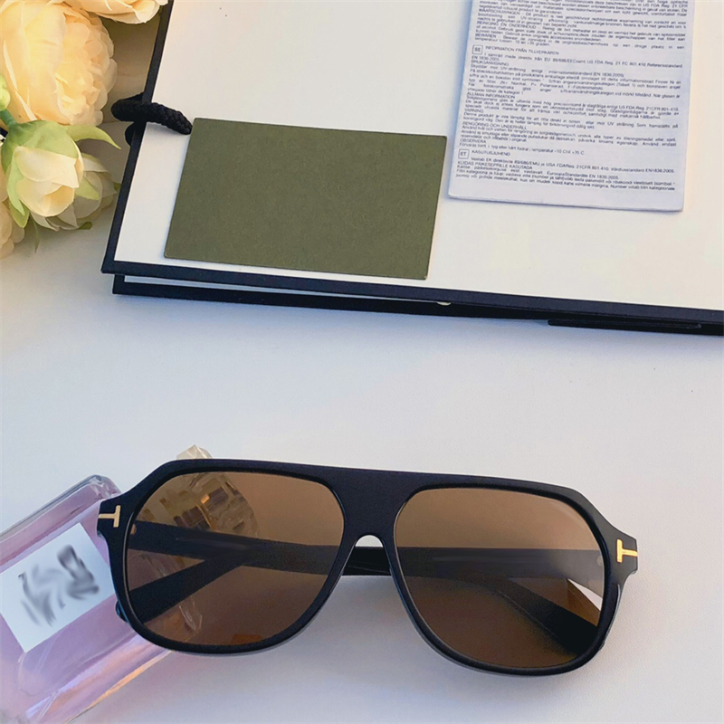 Luxury Designer sunglasses T Fashion letters Women's senior glasses Frame retro metal sunglasses Outdoor Eyewear