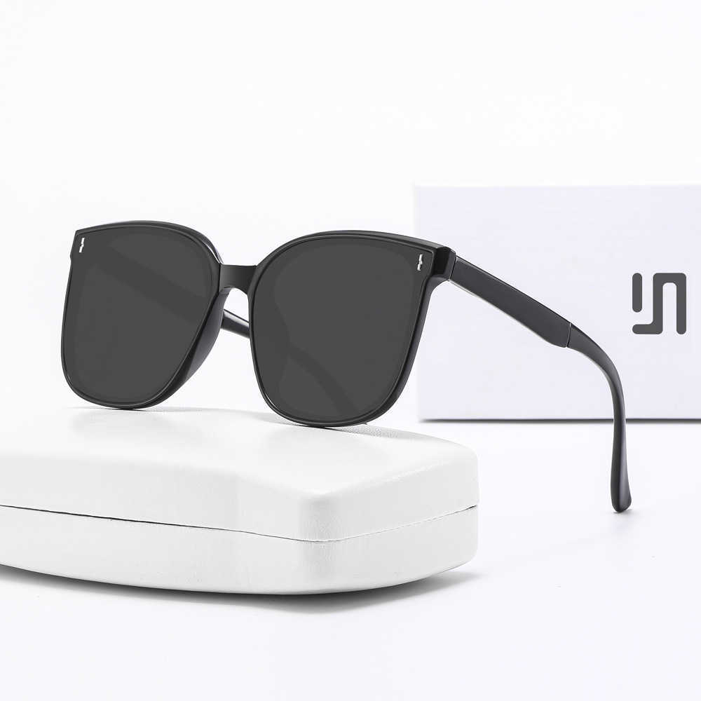 Monturas de gafas de sol Nuevas gafas de sol polarizadas a prueba de UV Tiktok rojas de moda plegables