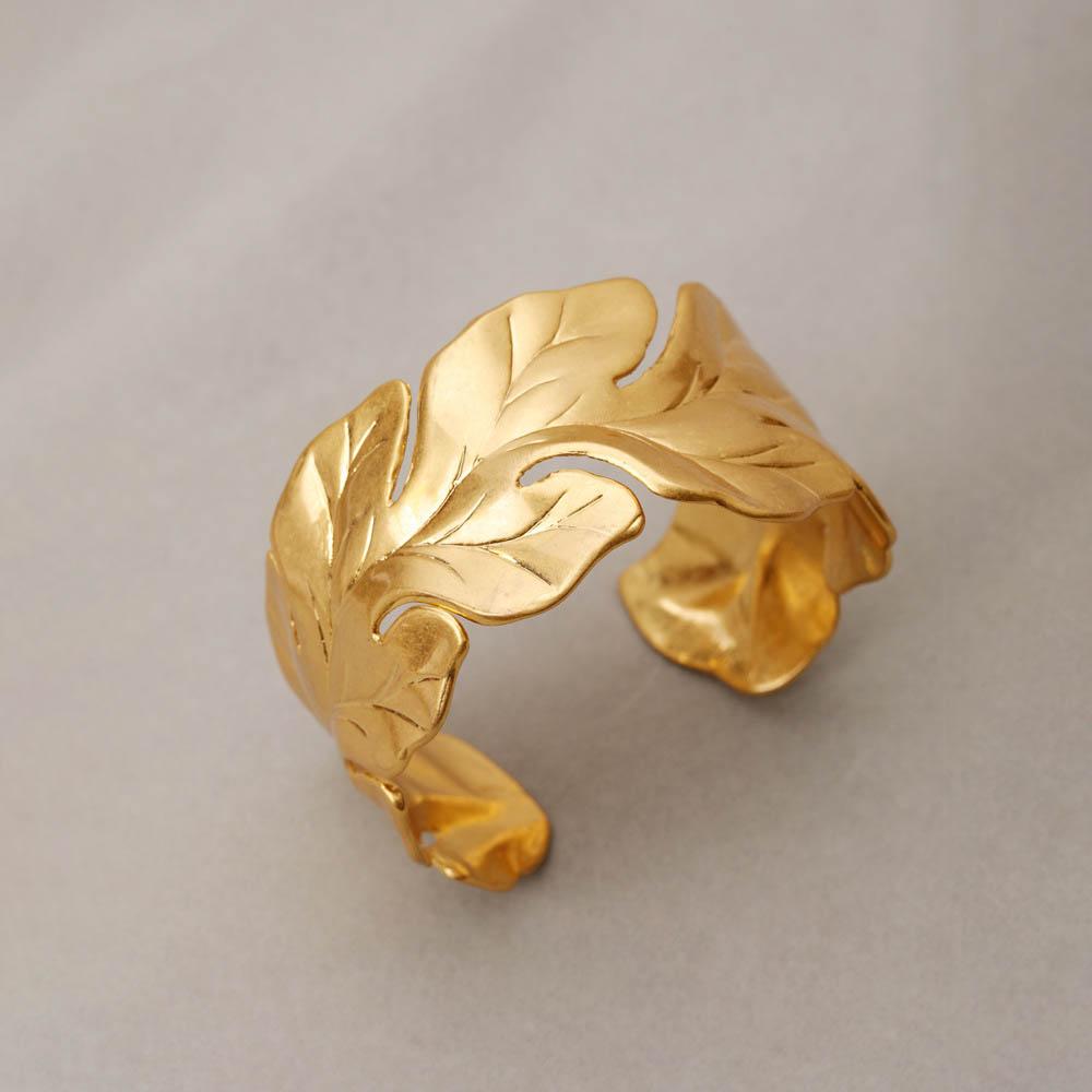 Bangles Personality super exaggerated big tree leaf bracelet Trendy models Brass Retro style metal stylish punk girl wide cuff bracelet