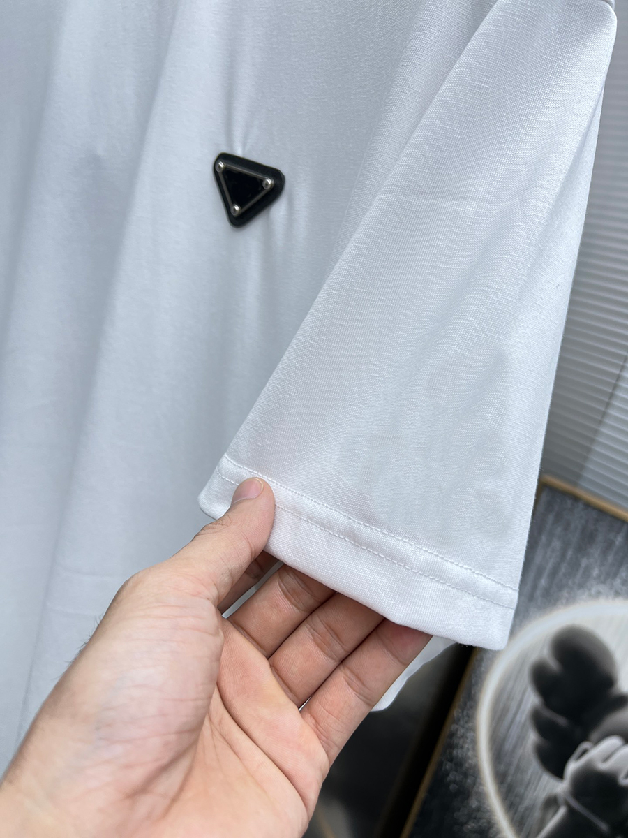 Camiseta de diseñador de lujo Camiseta para mujer para hombre PRA verano nueva tela personalizada aerosol digital bolso carta Logo espalda etiqueta de cuero personalizada camiseta de manga corta