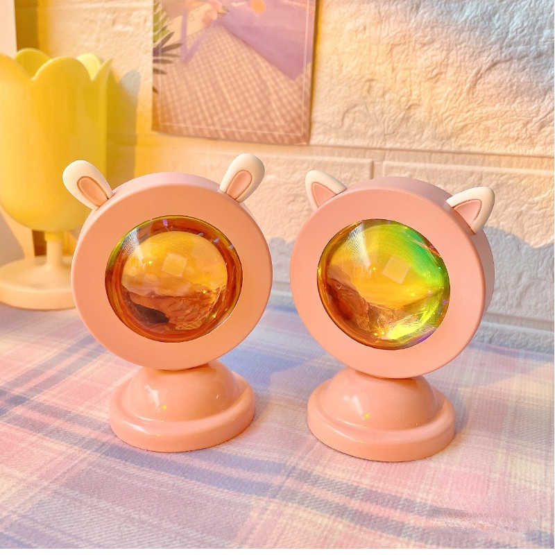 Nyhetsartiklar Sunset Lamp Light Atmosphere LED Light Sunset Bedroom Projection Rainbow Bedside Table Lamp Night Light Decoration Nyårsgåva G230520