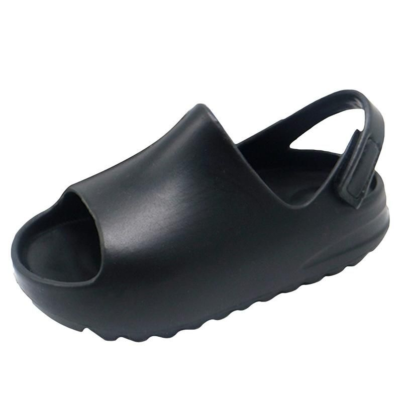 2023 Sandalen zomer baby peuter kinderen volwassenen slip-on jongens meisjes schuim strand dia's snoepkleur kinderen lichtgewicht ademend